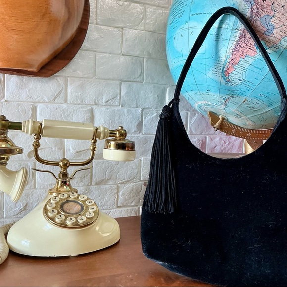 Vintage 90s Y2K Black Suede Hobo Shoulder Bag with Tassel Detail - Picture 3 of 13